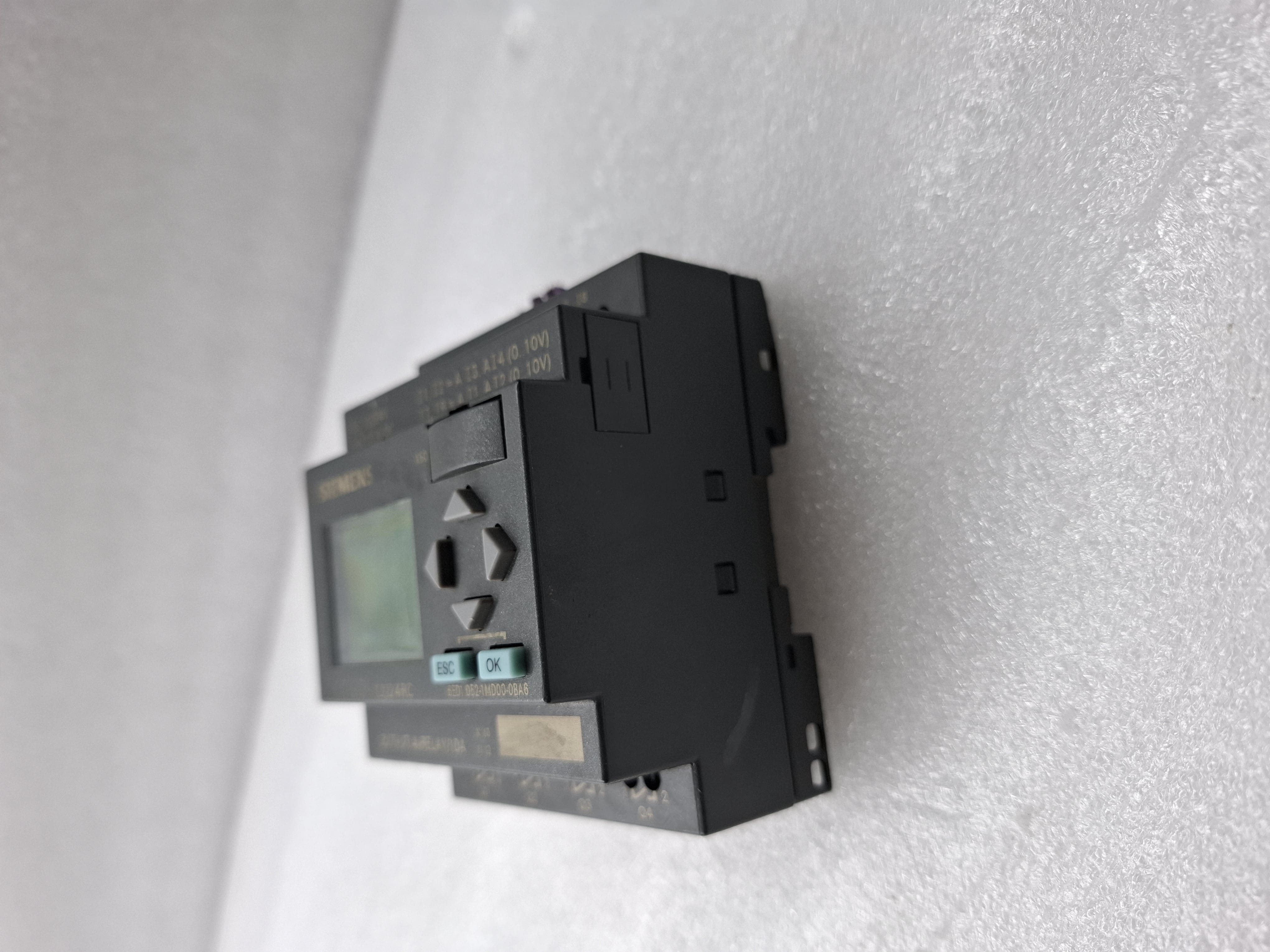 USED WORKING SIEMENS LOGO PLC 12/24RC 6ED1 052-1MD00-0BA6 24VDC