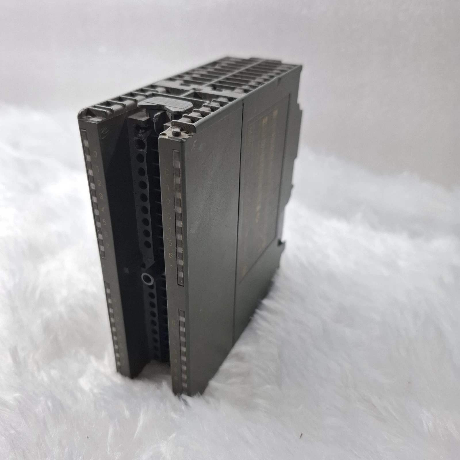 SIEMENS SIMATIC S7 6ES7 321-1BL00-0AA0 E-Stand : 02 6ES73211BL000AA0