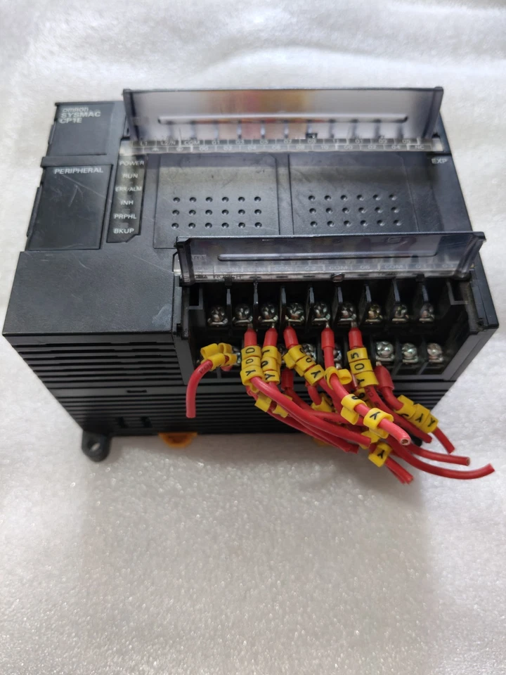 OMRON CP1E-E30DR-A PROGRAMMABLE CONTROLLER TESTED OK