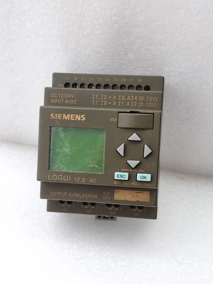 Siemens 6ED1052-1MD00-0BA6 Logo 12/24Rc Module (Light On)